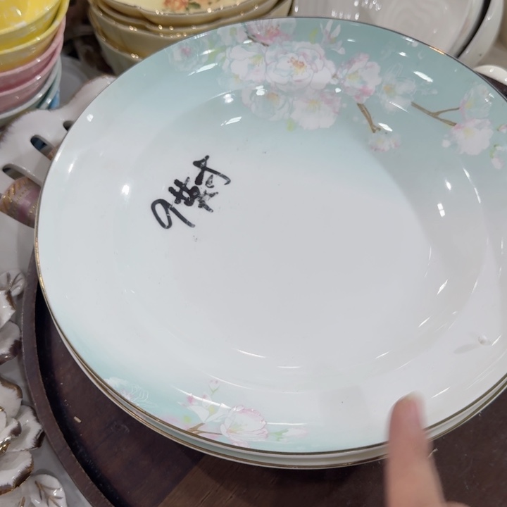 陶瓷2个9英寸。11111111111111111111