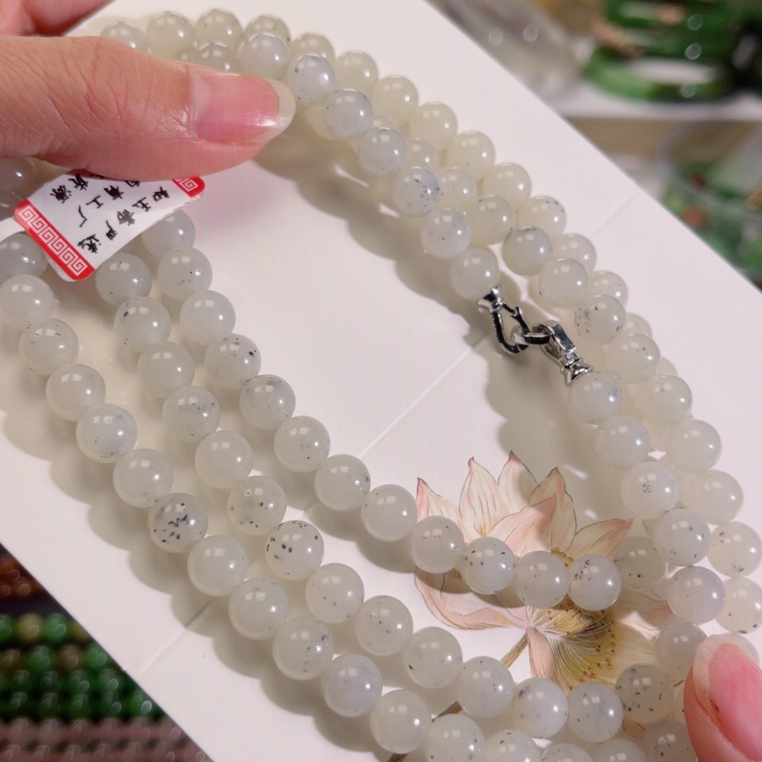 和田玉颈饰未镶嵌白玉点墨卡8