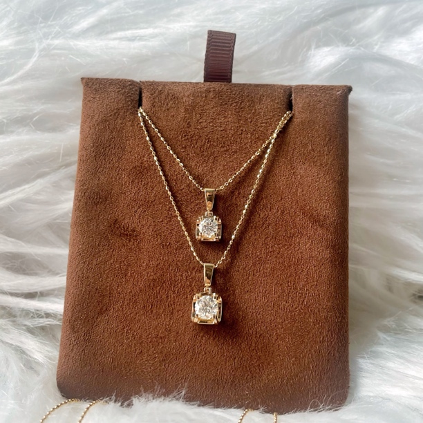 CFJEW 18k金天然钻石链坠拆分款牛头项链