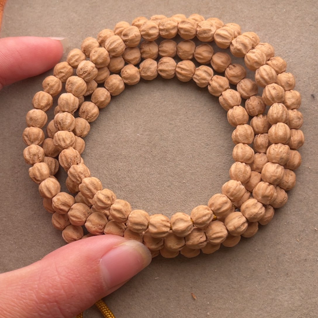 柏香籽/百香籽手串尺寸6.4