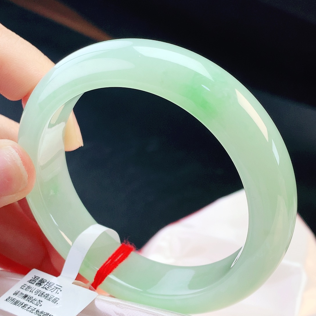 未镶嵌手镯翡翠58轮胎