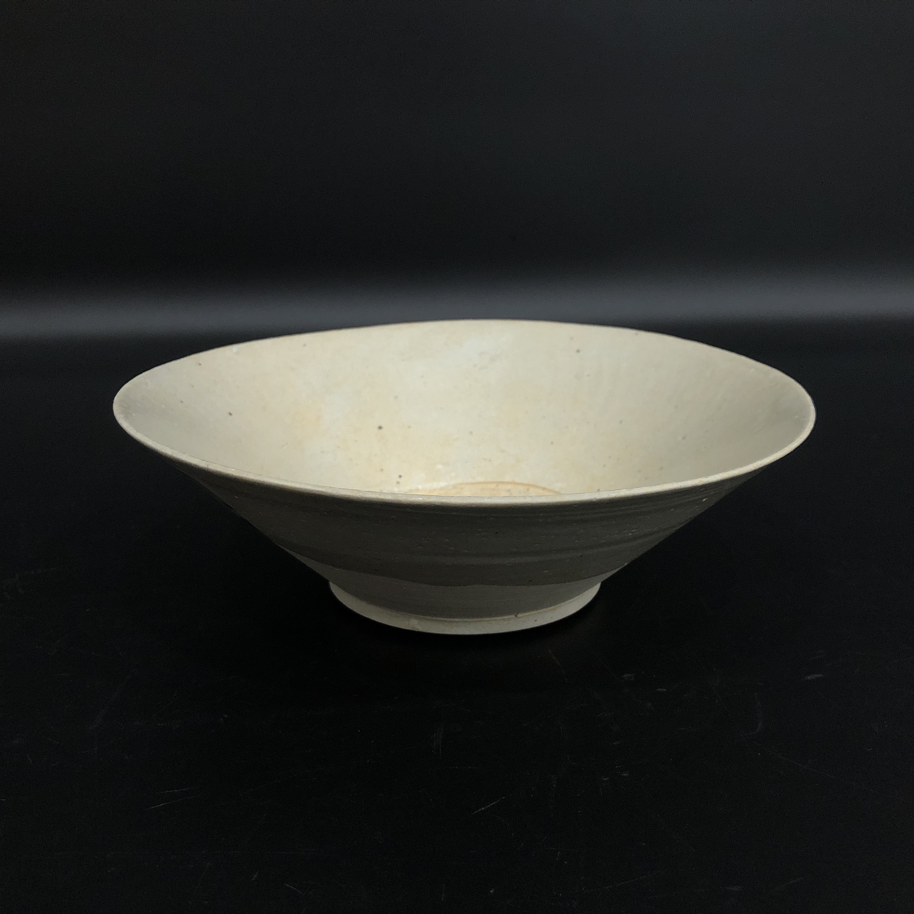 lot:26010095 明早期青白釉碗 口径18.3cm高5.8cm