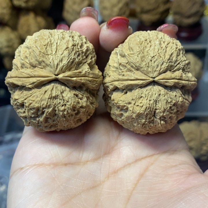 吊坠文玩核桃59麒麟绣球狮子头