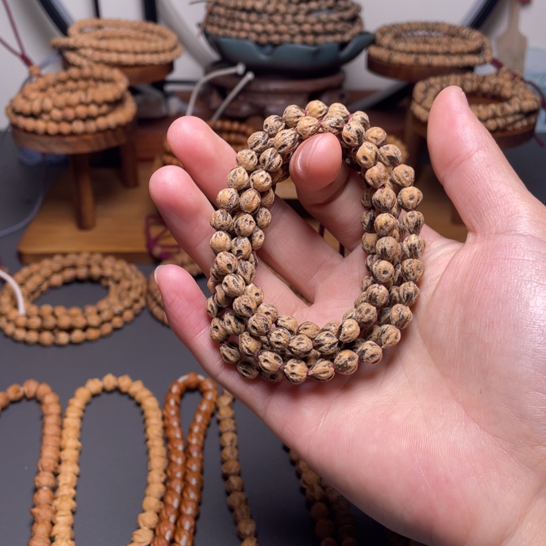 S***e柏香籽/百香籽吊坠