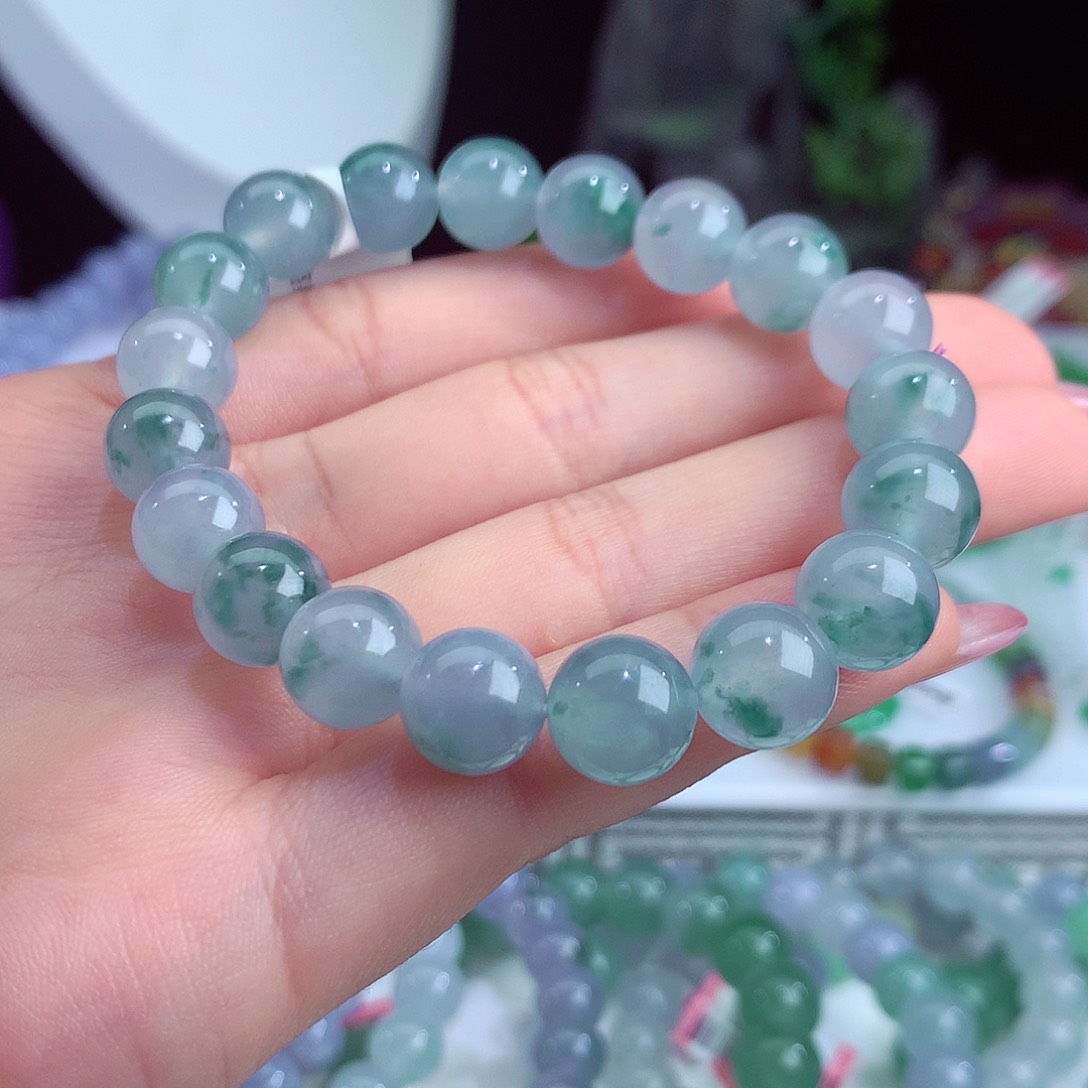 翡翠手链未镶嵌卡10