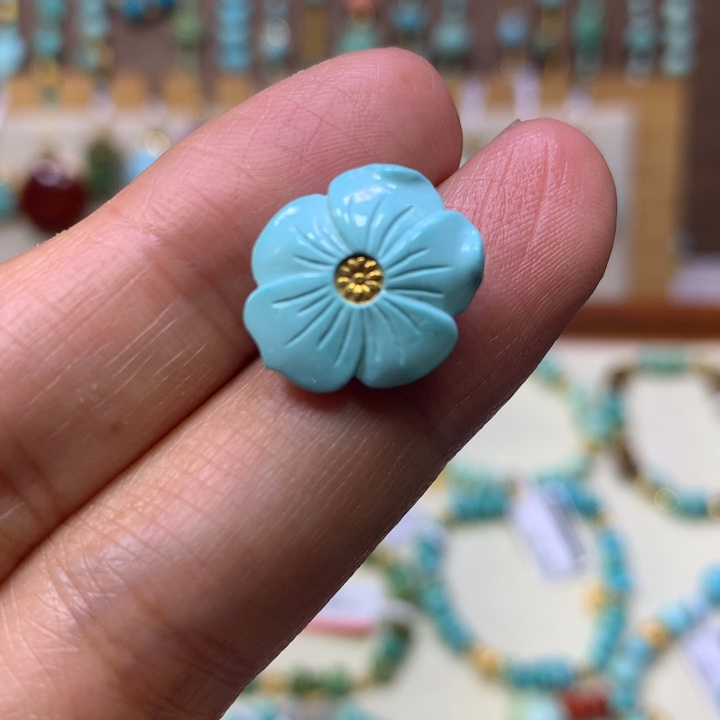 绿松石未镶嵌花卡子