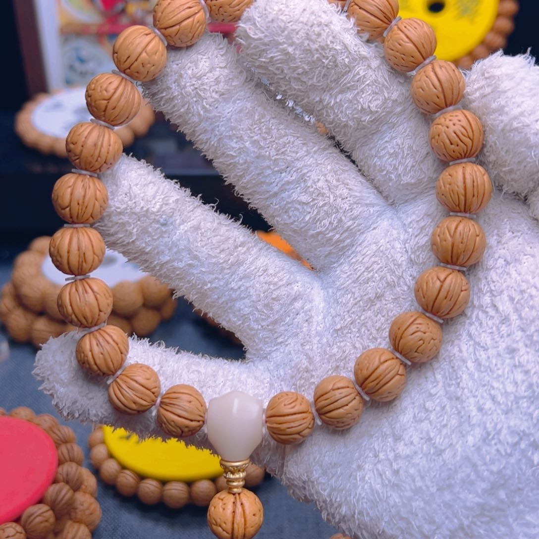 桃核手串1.3全品金蝉子手持