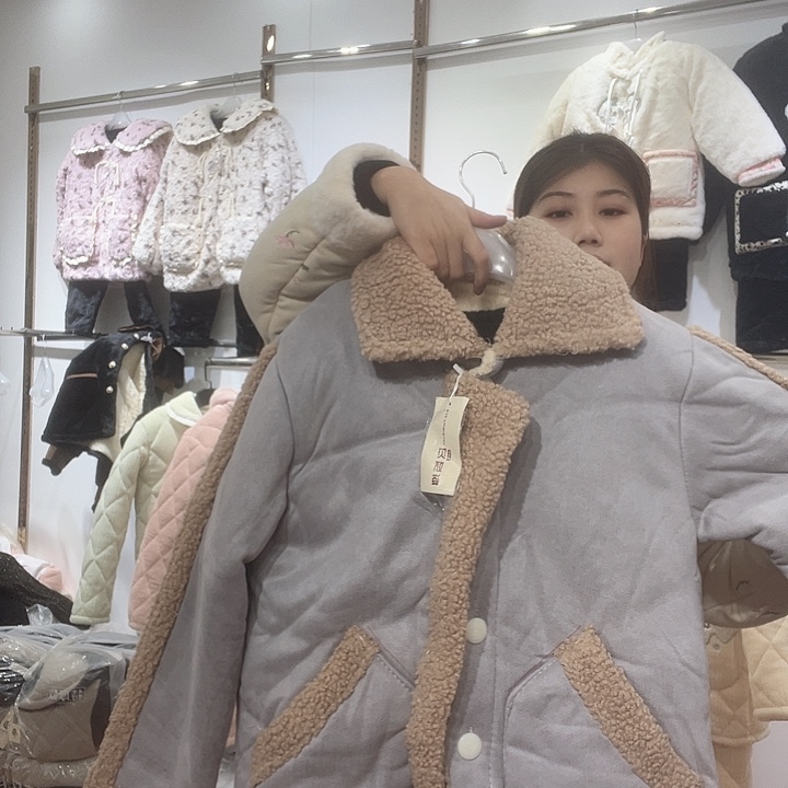 三醋酯纤维女装品牌女装