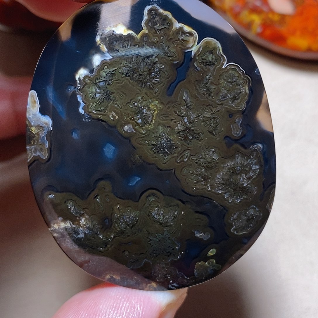 未镶嵌颈饰玛瑙/玉髓爱*哈