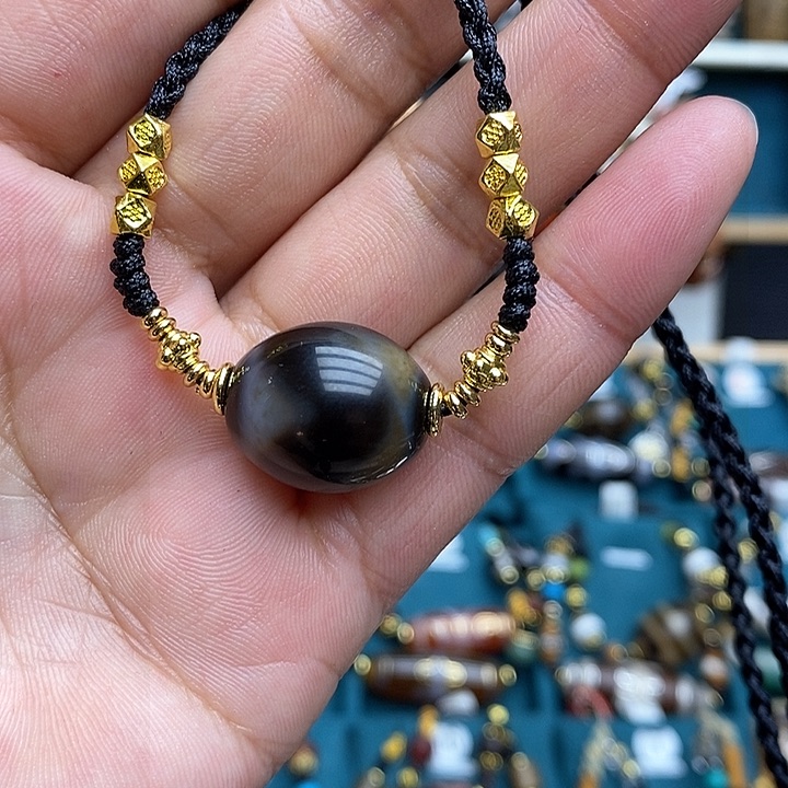 玛瑙/玉髓颈饰合金