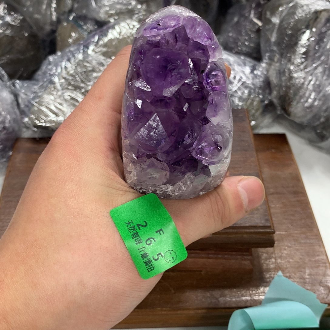 紫晶大型摆件（非配饰）未镶嵌