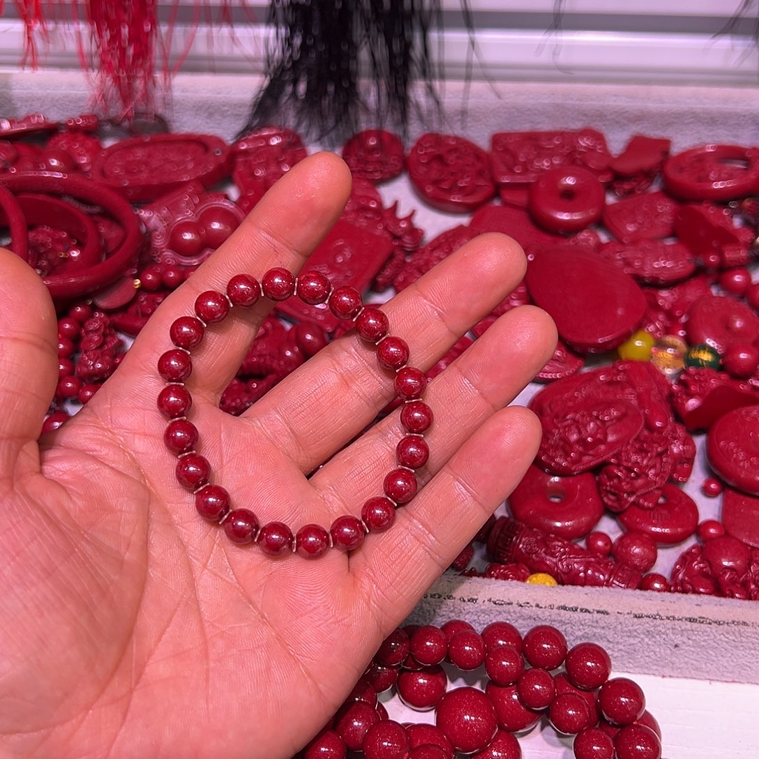 柒***乐天然辰砂原矿8mm 手串