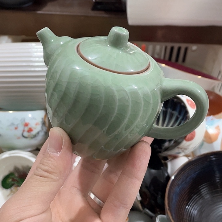 陶瓷茶具全部清清完回家过年