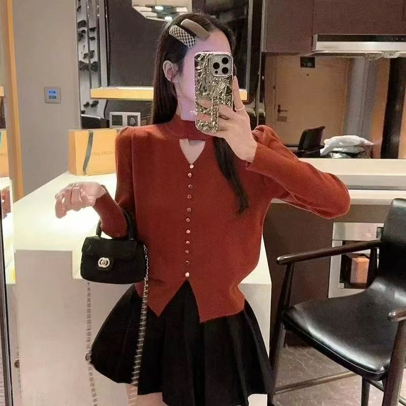 新款通勤挂脖韩系蕾丝针织打底衫