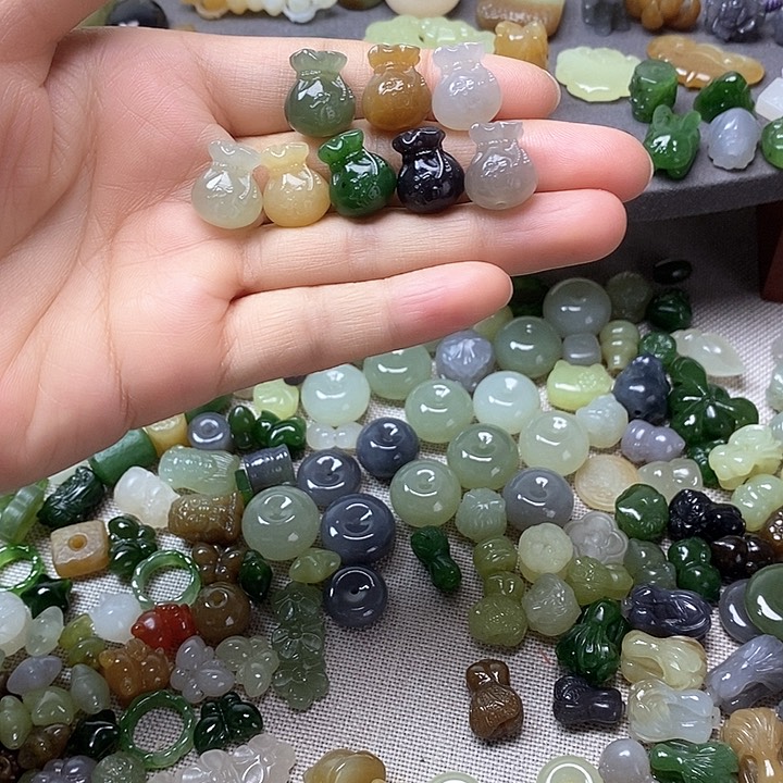 未镶嵌和田玉挂件福袋128一个多样性发其一