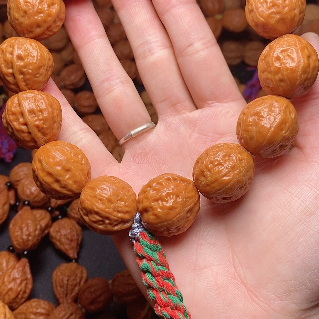 【闪购商品】文玩核桃吊坠小**?水晶皮hama23