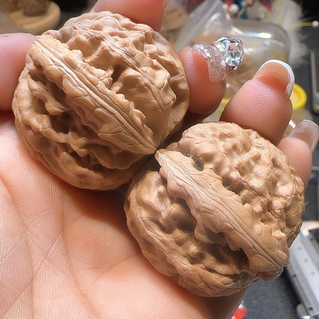 文玩核桃吊坠38核鼎