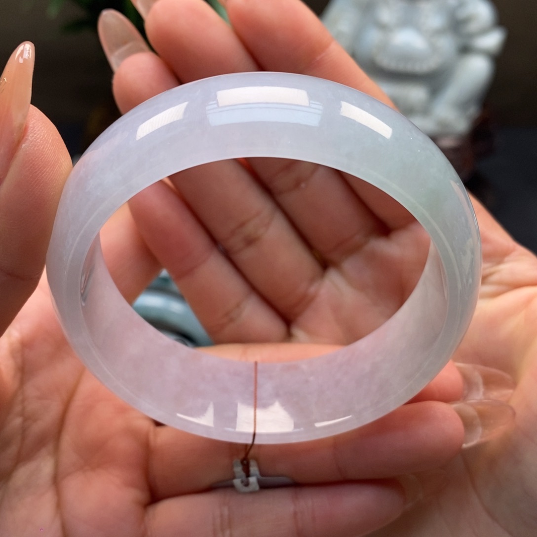 翡翠手镯未镶嵌天然