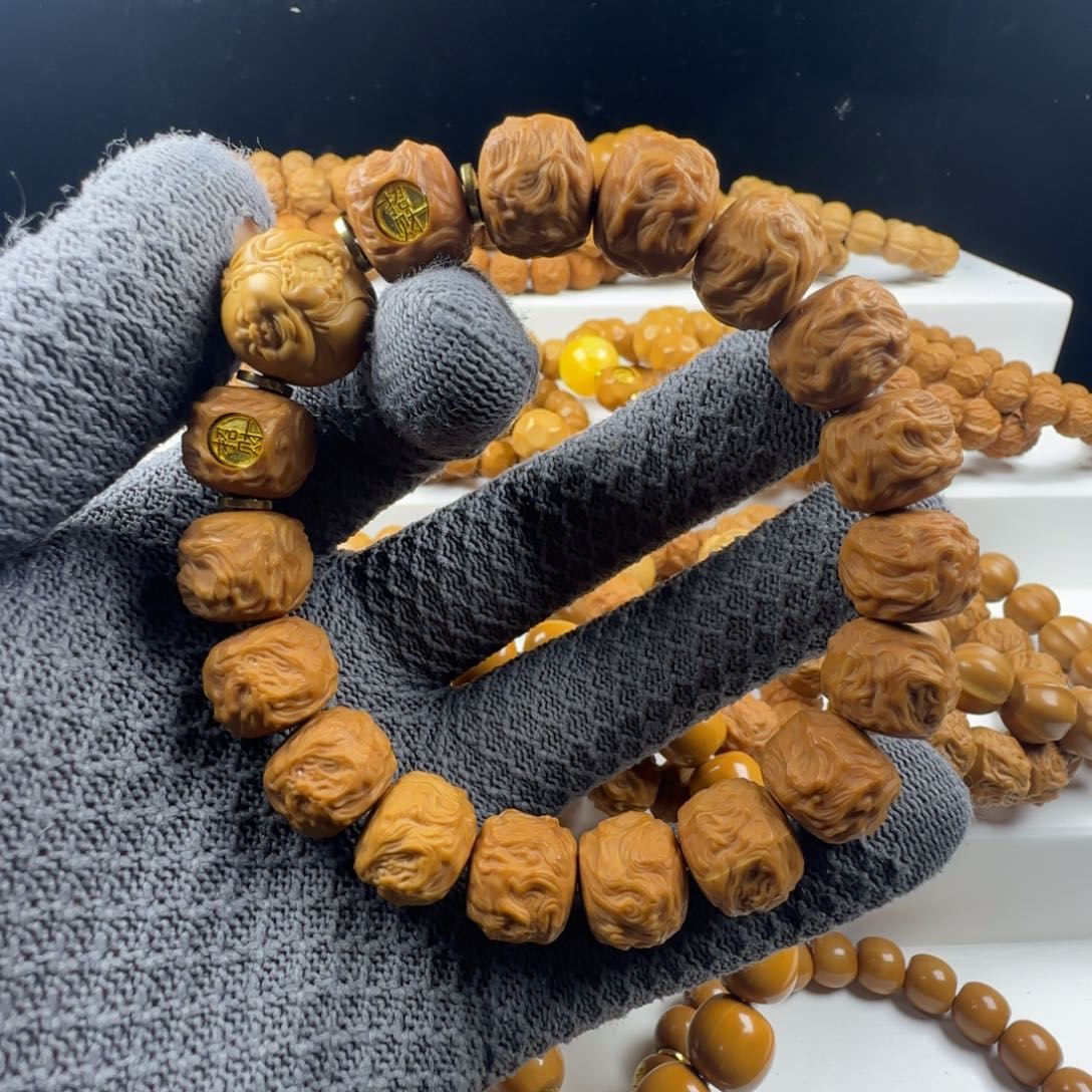 手串猴头核桃游龙配单颗卡13