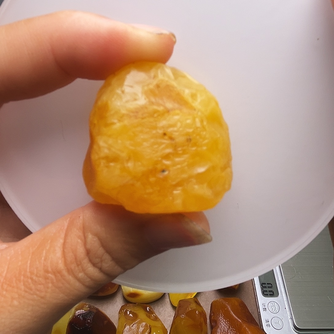 未镶嵌定制琥珀琥珀蜜蜡原石定制有瑕