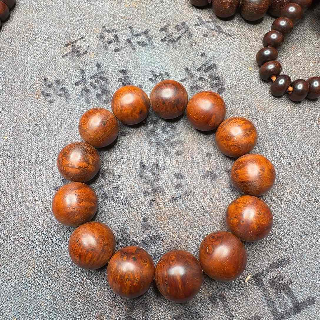 檀香紫檀（小叶紫檀）1.8/13印度小叶紫檀瘤疤无科技