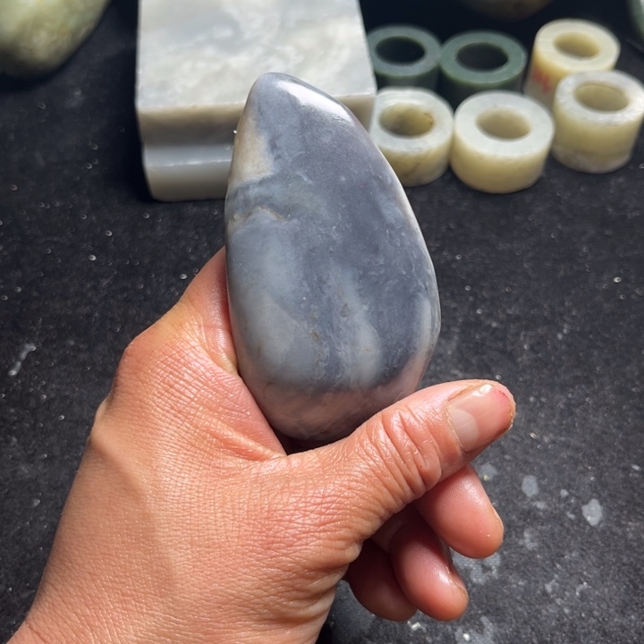 果***哥和田玉（糖玉）未镶嵌珠宝半成品