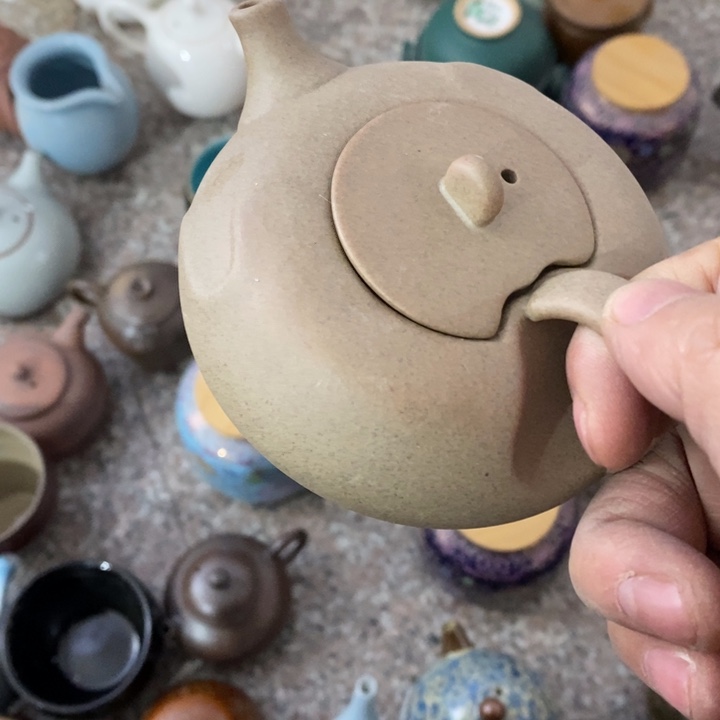 陶瓷艺术品及陶瓷壶