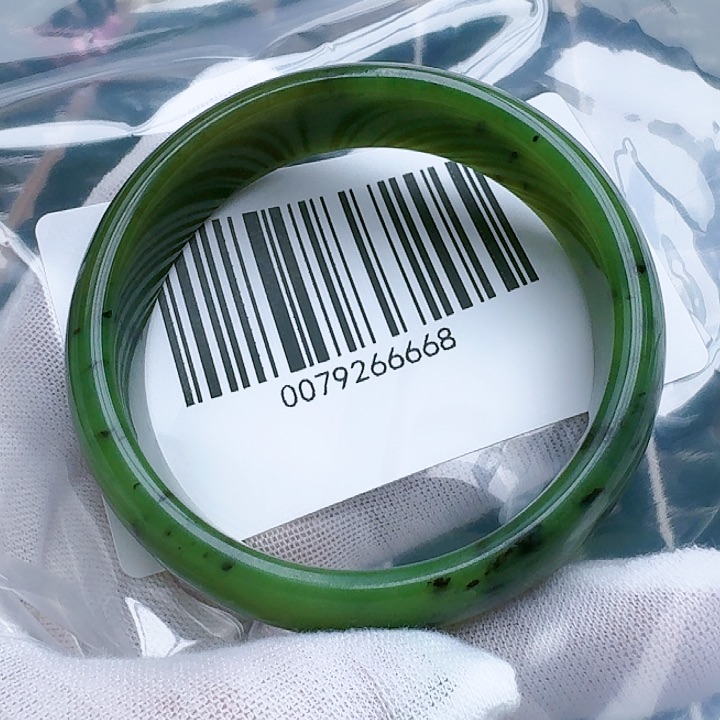 和田玉（碧玉）手镯未镶嵌5859包容