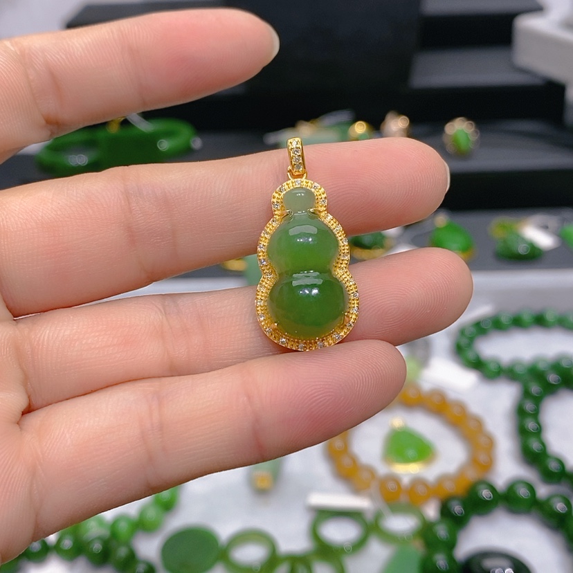 【闪购商品】和田玉（碧玉）颈饰银S925镀金镶嵌