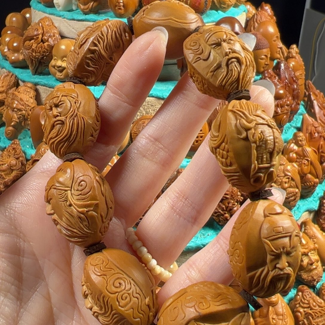 豪***哥橄榄核手串/手链关公手串