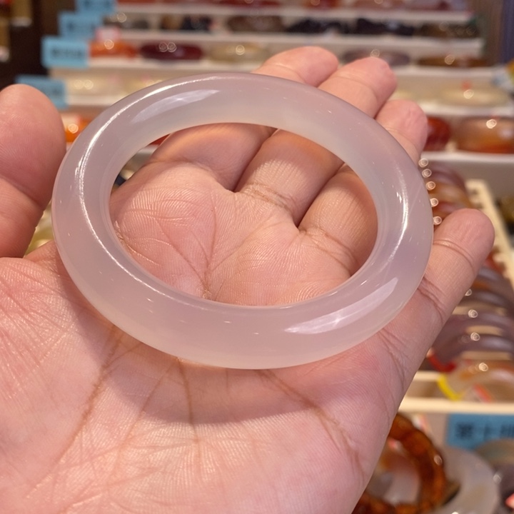 手镯玛瑙/玉髓未镶嵌