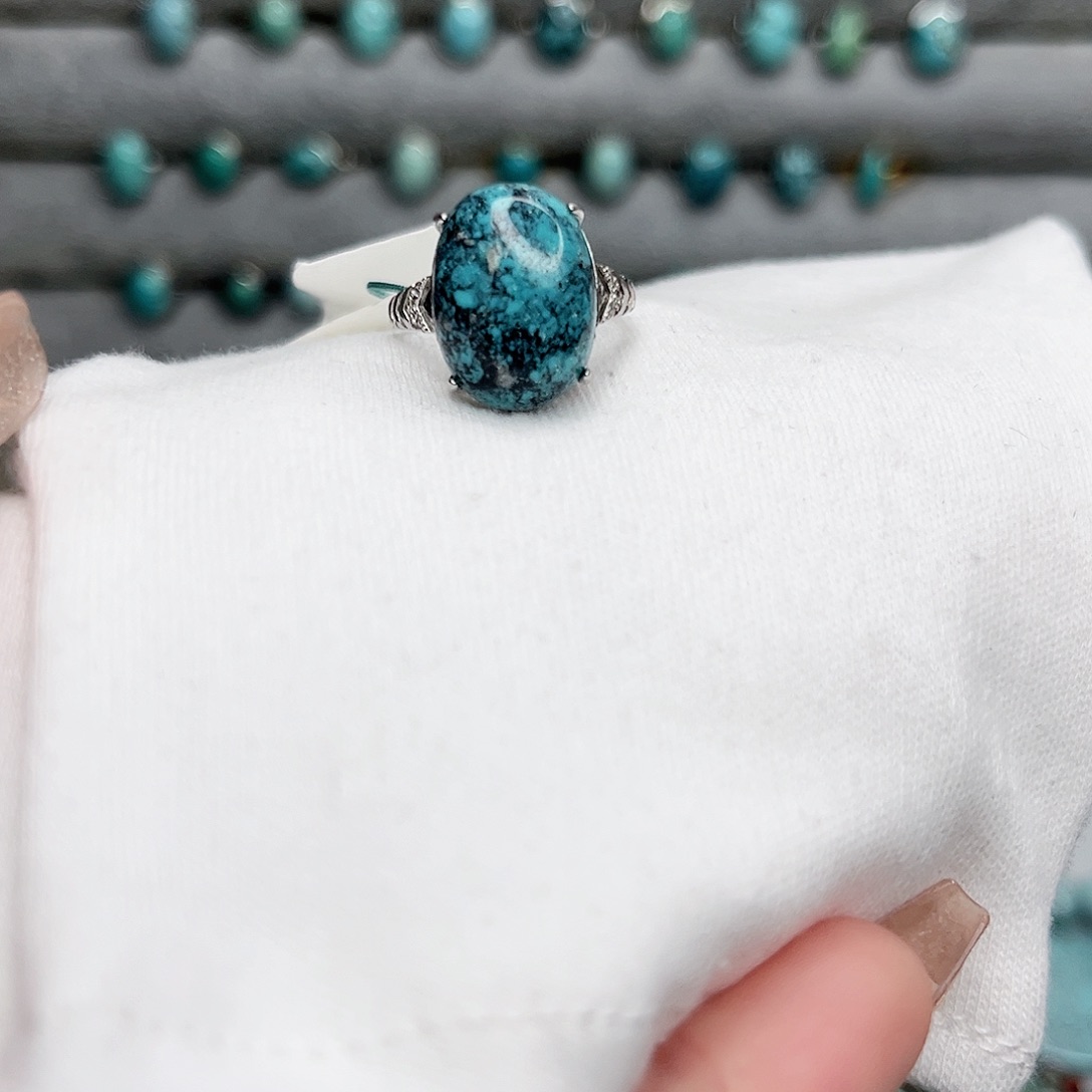 绿松石绿松石未镶嵌