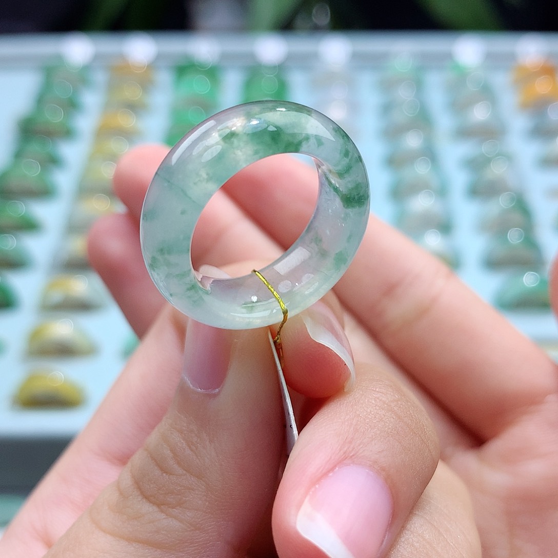 翡翠戒指未镶嵌1213圈