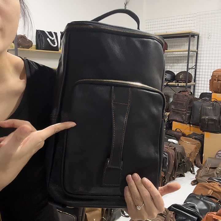 小牛皮（革）牛皮（革）头层牛皮166