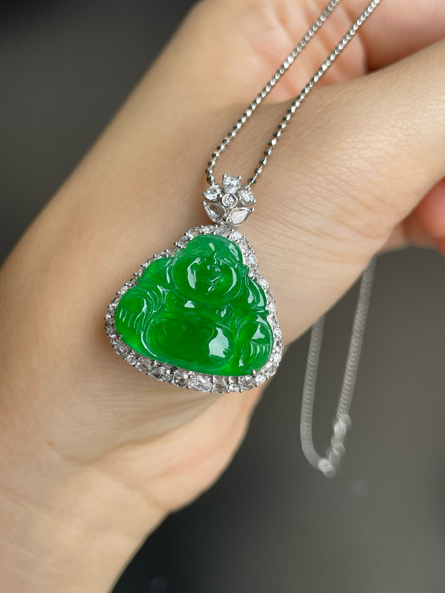 翡翠满绿佛公吊坠