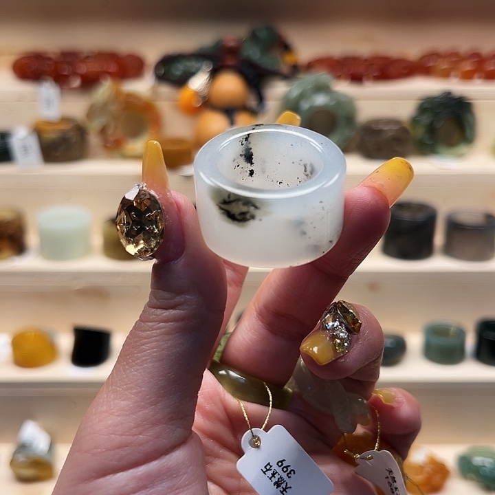 蛇纹石玉戒指未镶嵌内径21