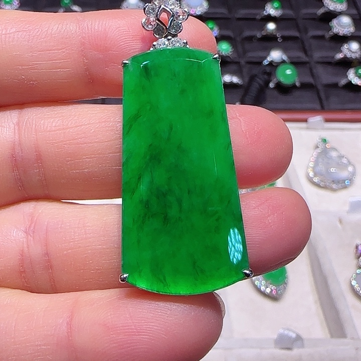 翡翠吊坠(不含链)未镶嵌吊坠