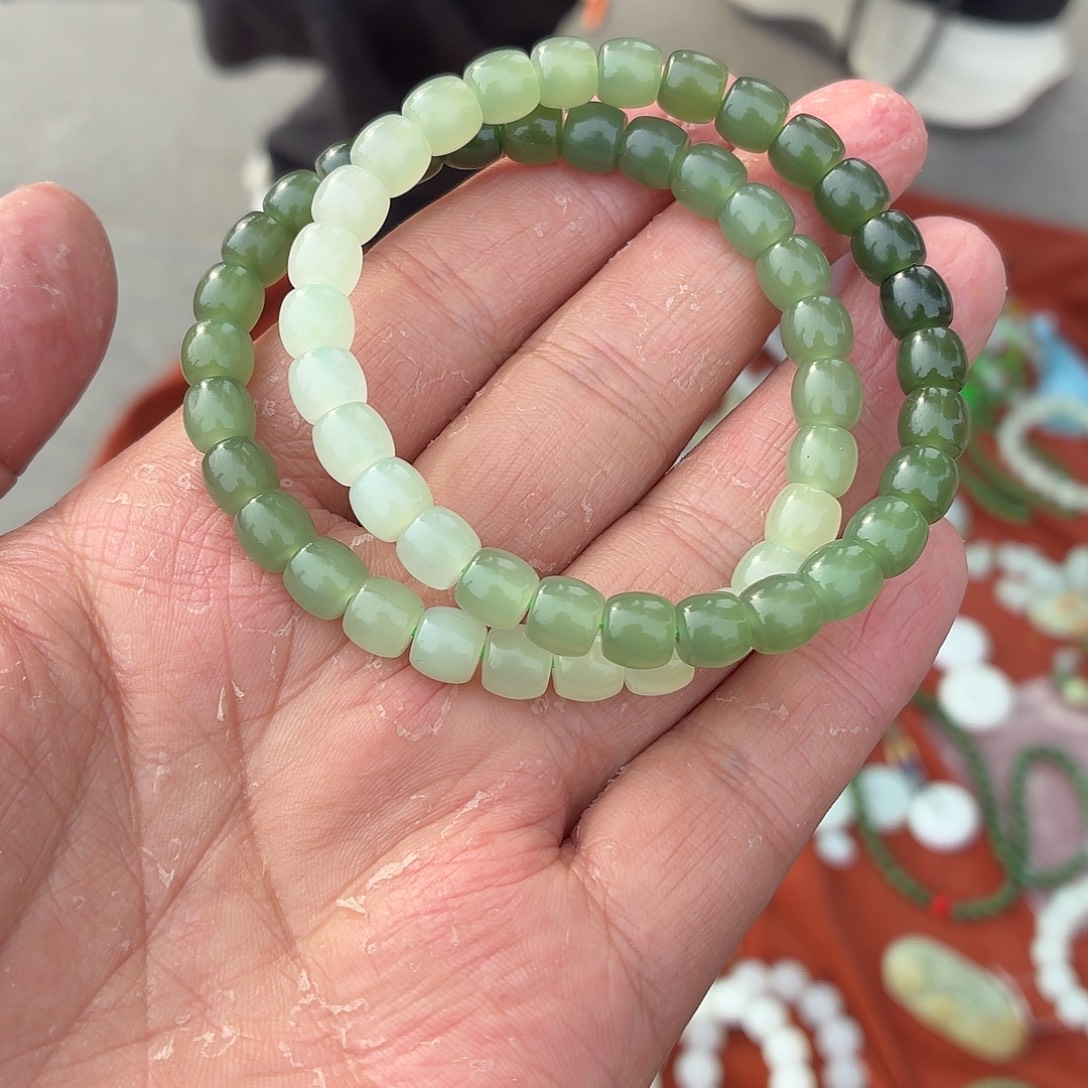 和田玉未镶嵌手链多样性发货