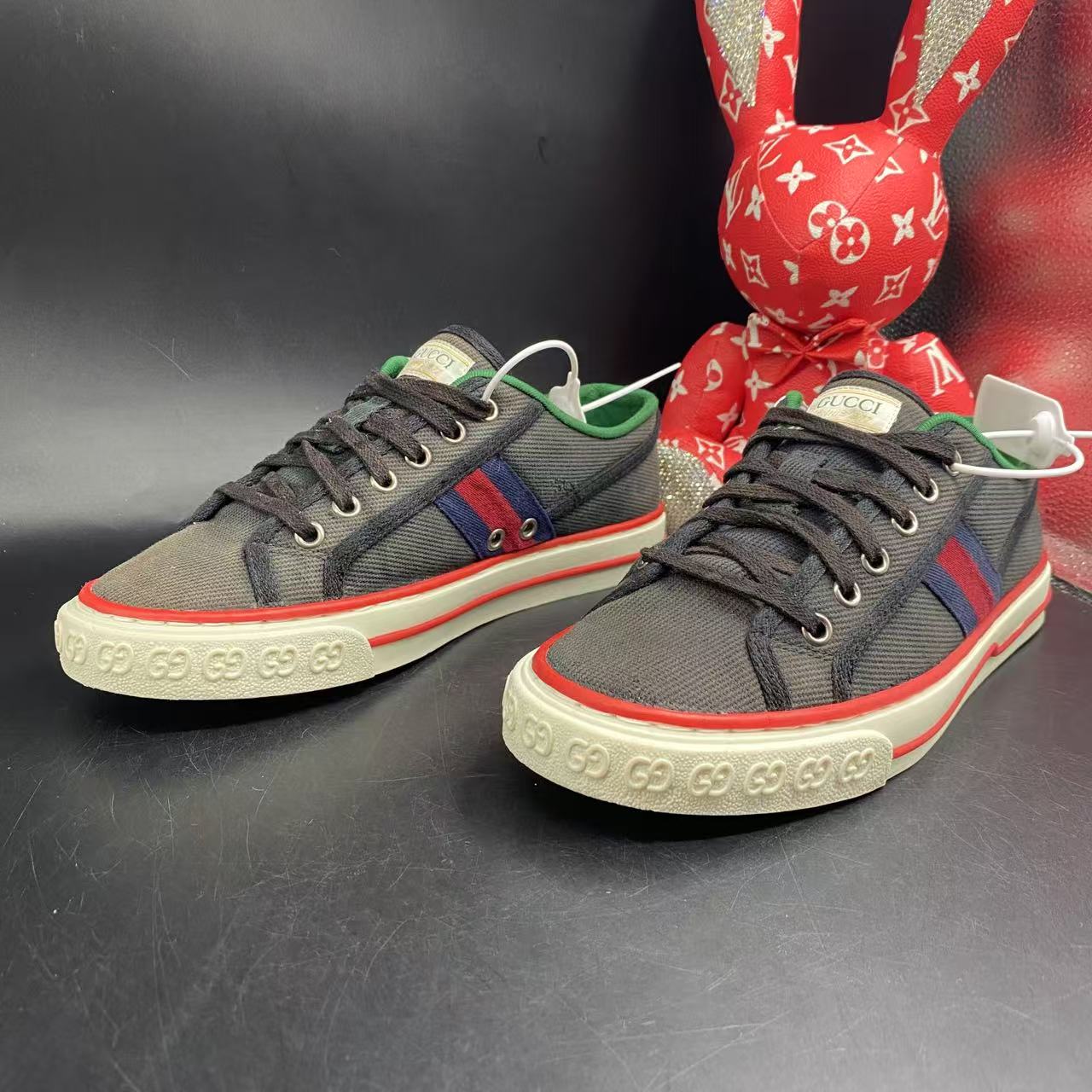 95新 GUCCI/古驰 1977黑色休闲帆布板鞋39.5欧码ddm959