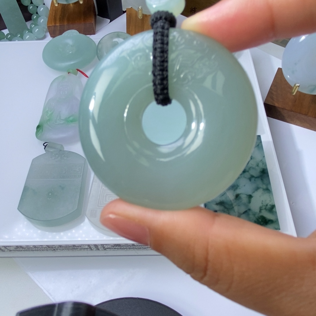 定制翡翠未镶嵌天然翡翠