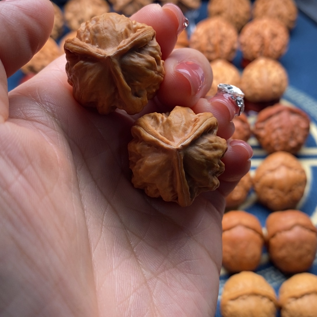 文玩核桃把件精品小手捻