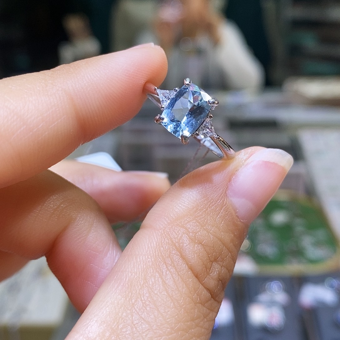 海蓝宝石戒指银S925镶嵌天然海蓝宝