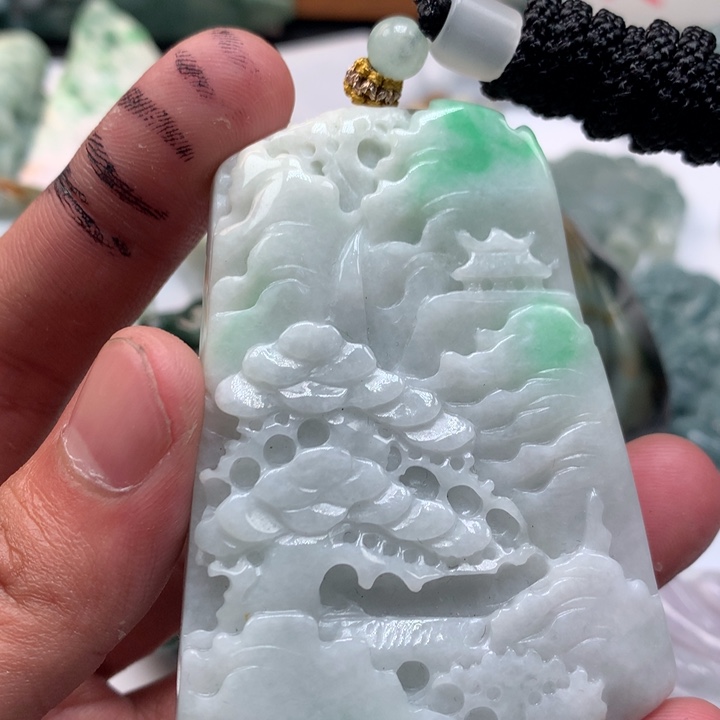 翡翠未镶嵌颈饰保真天然a货翡翠