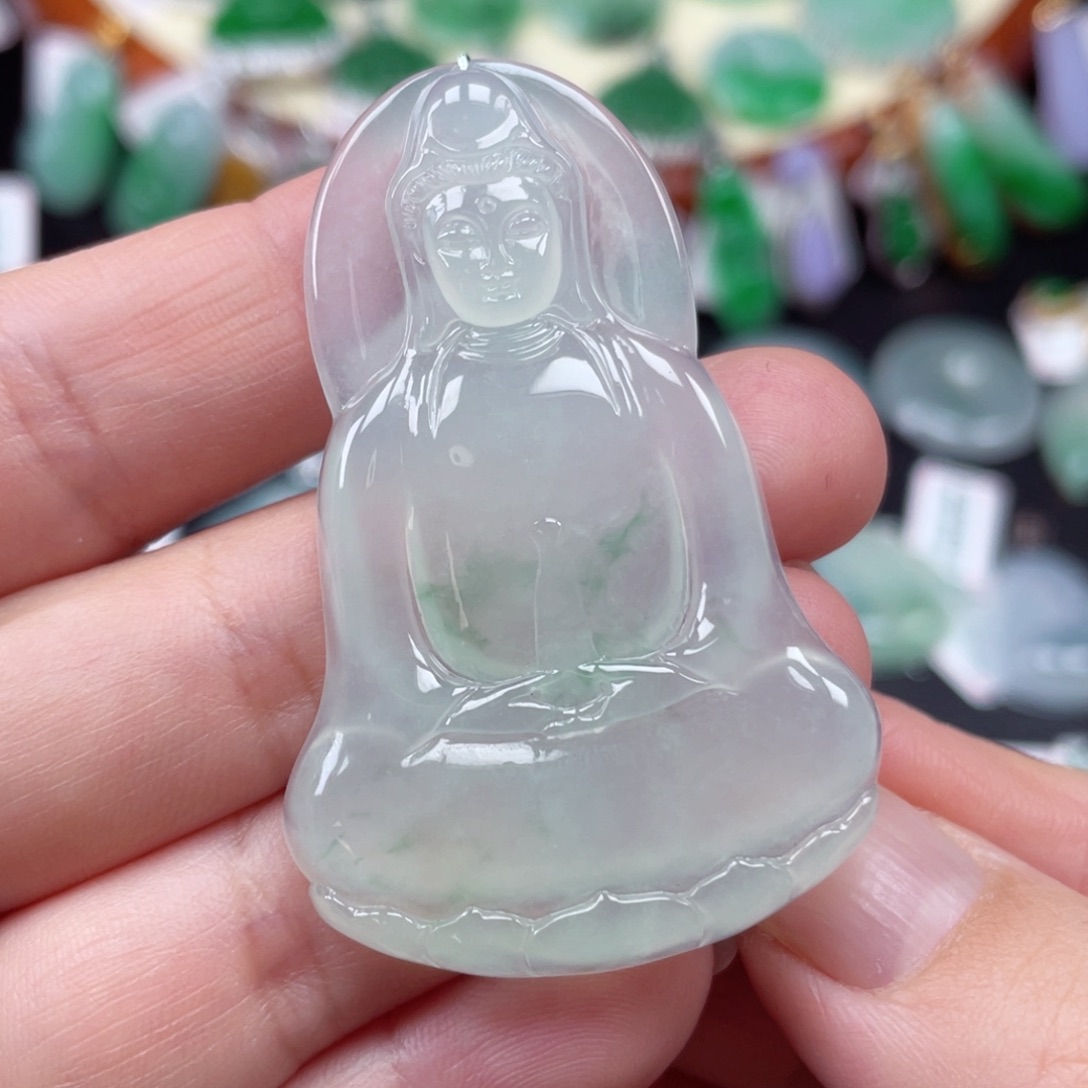 颈饰未镶嵌翡翠观音