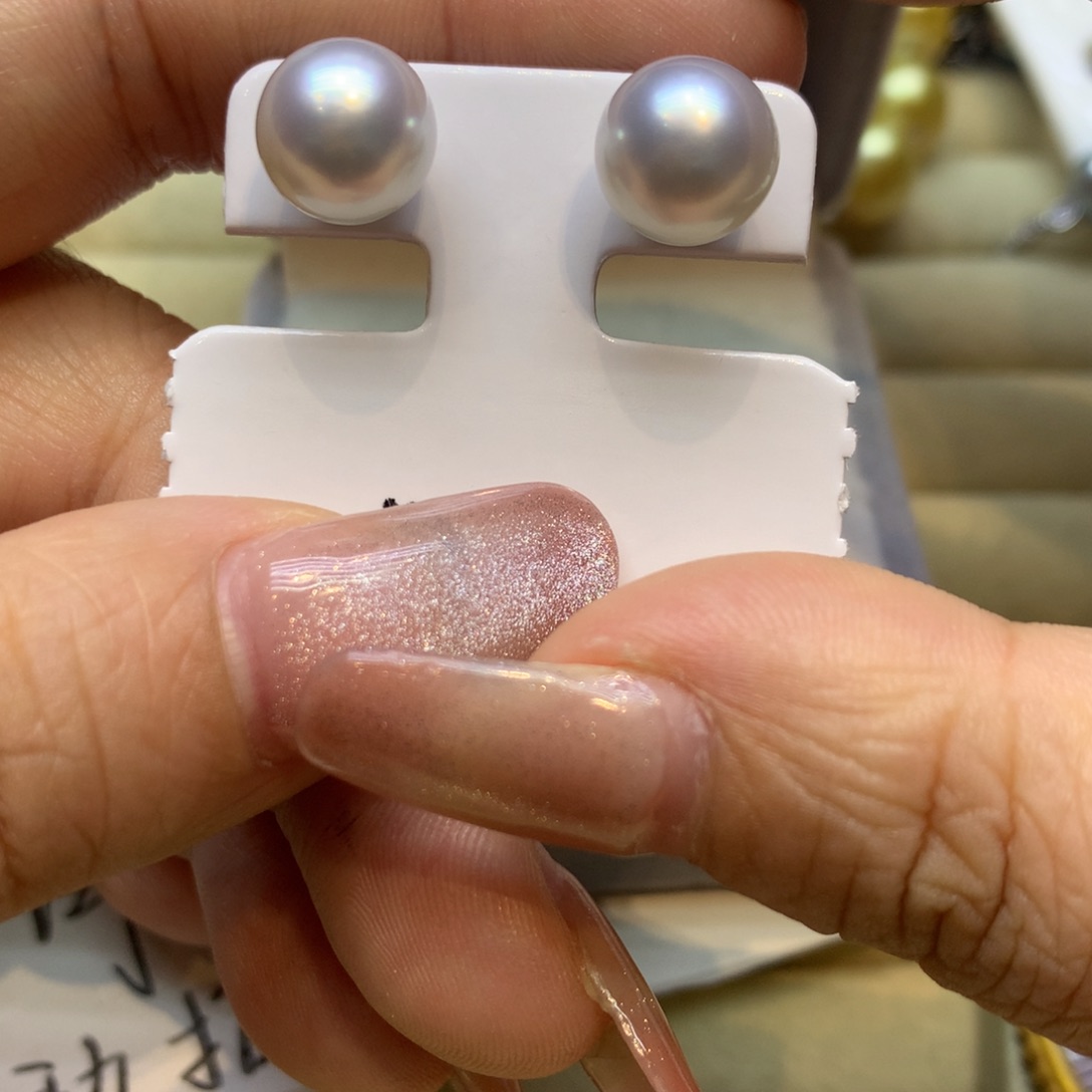 铂Pt950镶嵌耳饰海水珍珠