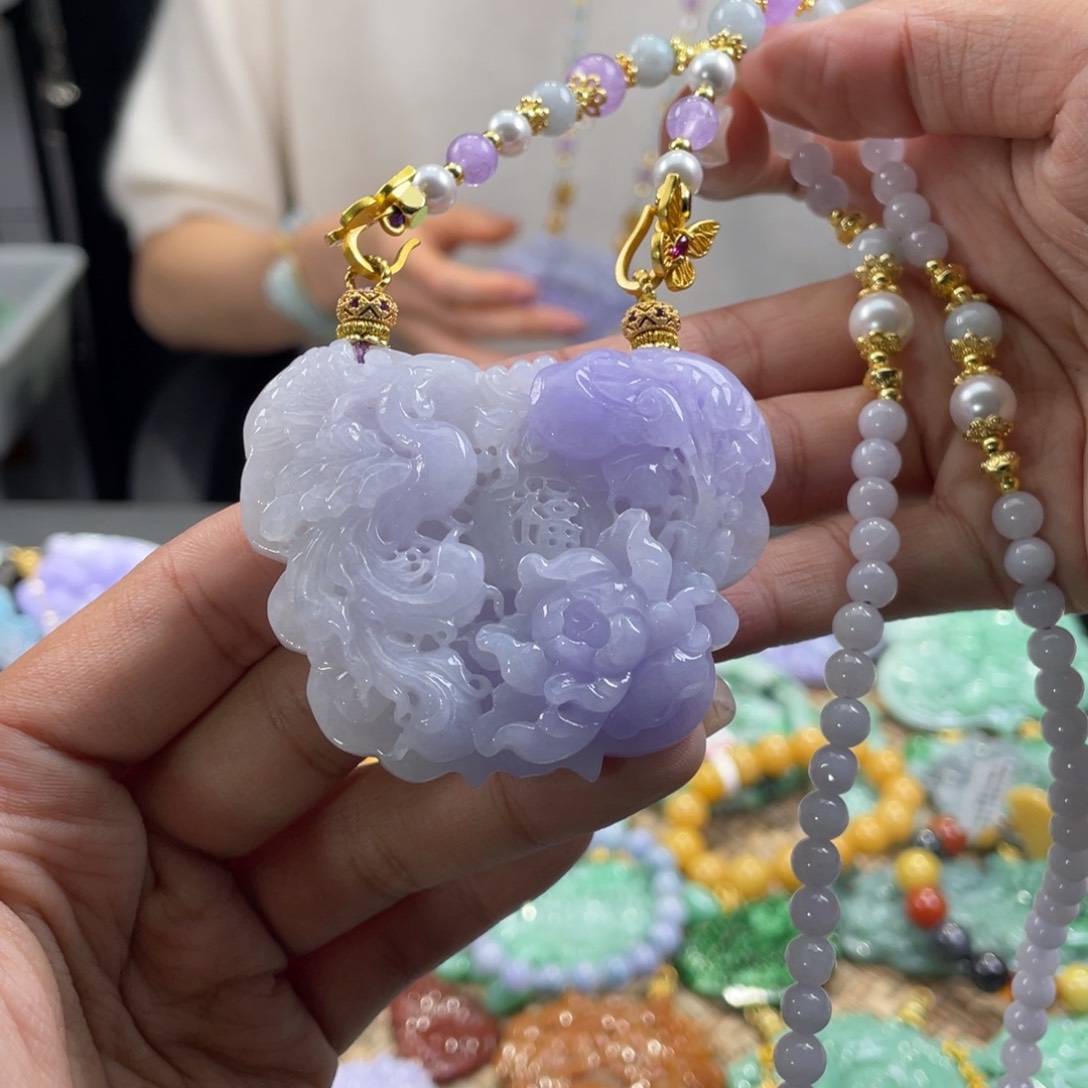 翡翠未镶嵌颈饰代编织