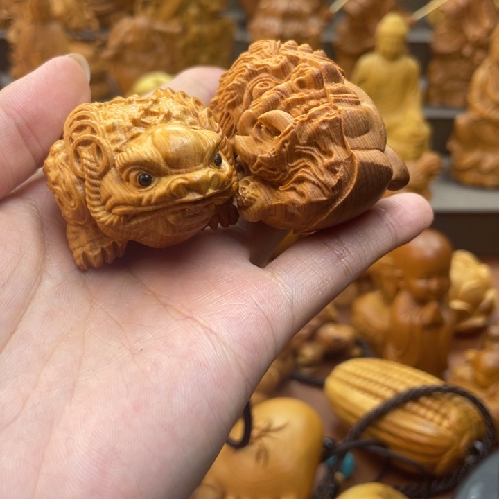 没***崖柏三足金蟾和一念之间