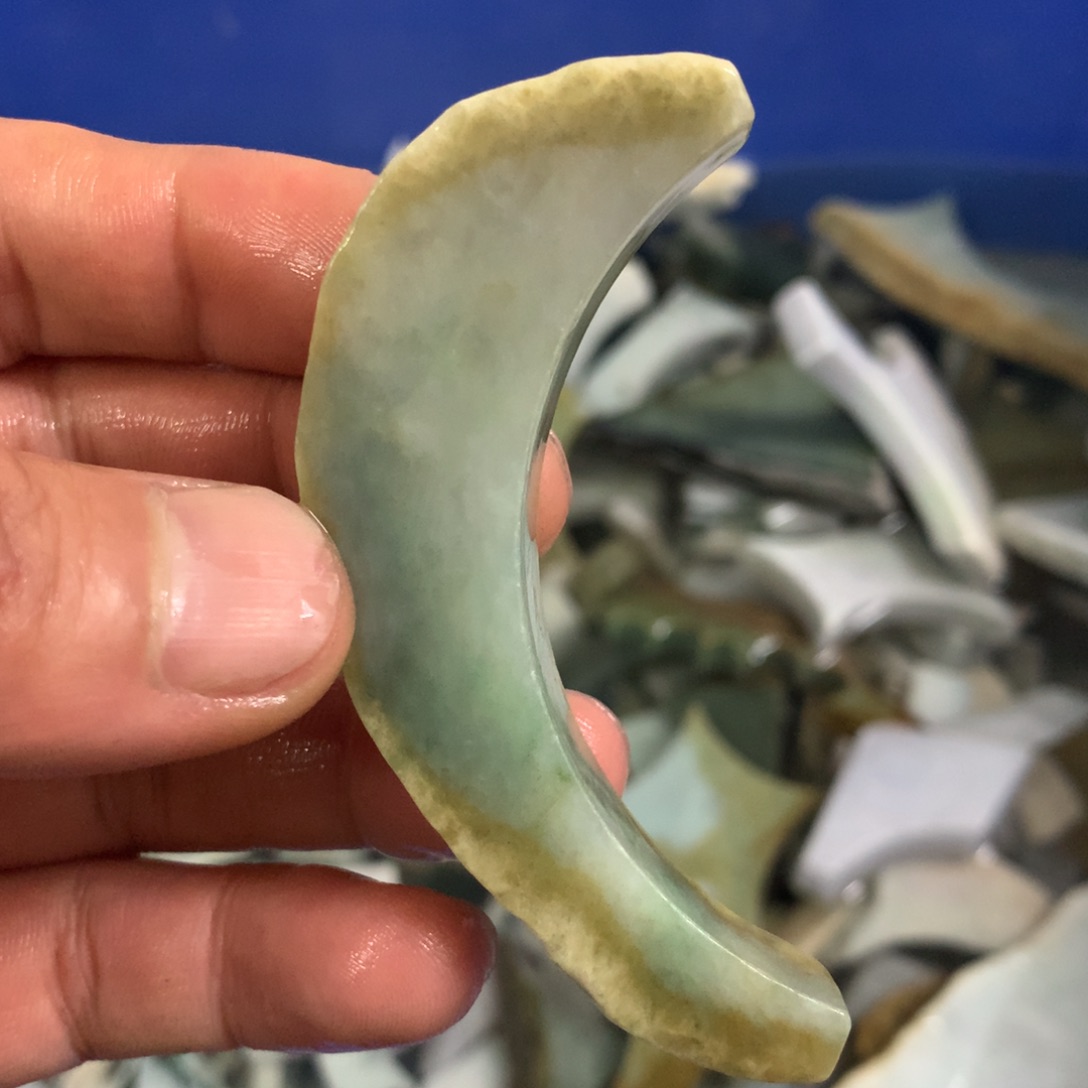 翡翠裸石翡翠边角料