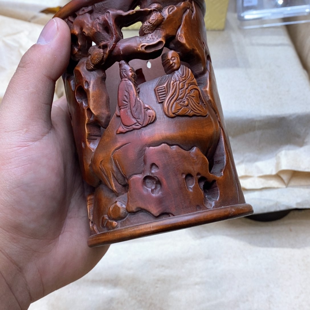 大叶紫檀（黑酸枝木类）