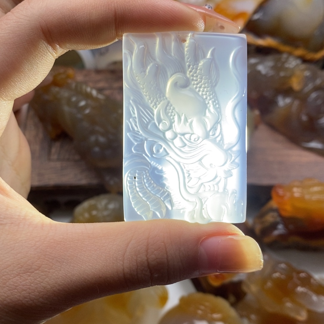 玛瑙/玉髓未镶嵌颈饰